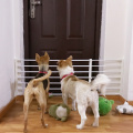 新款狗狗围栏栅栏室内家用防护栏杆宠物隔离门栏小型犬阳台伸缩狗