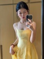 法式露背性感黄色吊带连衣裙2024夏季新款吊带裙收腰长裙度假裙子