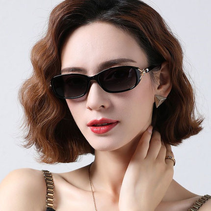 2024新款偏光太阳镜女士狐狸头镶钻小框墨镜时尚优雅防紫外线眼镜