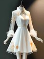 桔梗法式2024绝美白色连衣裙子秋款女在逃公主古着夏装搭配一整套
