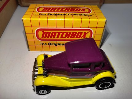 Matchbox火柴盒 MB073 Model A Ford 福特A型小客车 91泰
