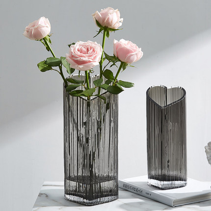 爱心型花瓶摆件客厅插花玻璃ins风轻奢透明鲜花水培花器北欧风格