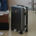 正品铝框行李箱女拉杆箱万向轮结实耐用旅行箱登机箱20寸皮箱子24
