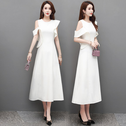 白色露肩连衣裙长款洋气气质裙子女夏礼服裙2023新款荷叶无袖长裙
