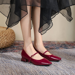 法式玛丽珍鞋小皮鞋一字带单鞋复古红色漆皮粗跟女鞋方头伴娘婚鞋