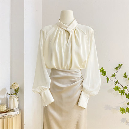 法式温柔气质立领缎面衬衫女春季褶皱设计感拼接灯笼长袖小衫上衣