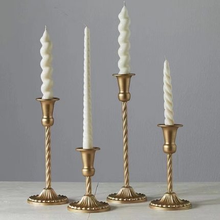 复古创意螺旋杆烛台家用金色铁艺高脚浪漫烛光晚餐蜡烛装饰摆件