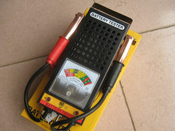 汽车修理蓄电池检测仪工具 电瓶检测表 蓄电池检测表 容量测电仪