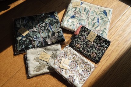 日本 精致 刺绣串珠 COTTAGE 收纳包化妆包 强烈推荐美好小物