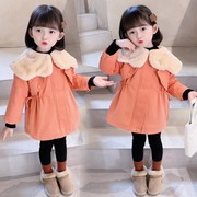 女宝宝新款韩版冬季风衣2021女童洋气时髦加绒加厚冬装1-5岁4外套