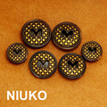 NIUKO 立体镂空M字母金属高档纽扣格子精致树脂大衣钮扣外套辅料