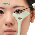 日本新手画眼线辅助神器多功能涂眼影眉毛刷眼下睫毛膏挡板