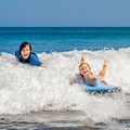 水上充气冲浪板便携趴板成人儿童学游轻便踢板海上冲浪滑水板