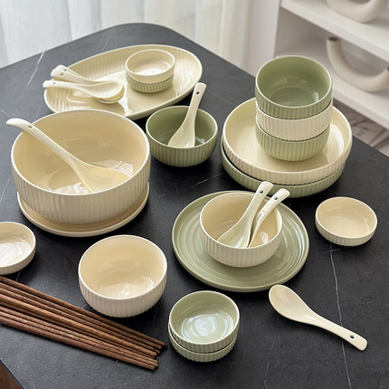 碗碟套装家用高级感陶瓷餐具奶油风碗盘筷吃饭碗面碗汤碗2023新款