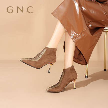 GNC高跟时尚短靴女2023冬新款尖头细跟真皮新中式风系带新潮短靴