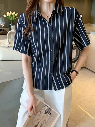 藏青色竖条纹衬衫女夏短袖韩版学生休闲宽松气质港味设计感小众潮