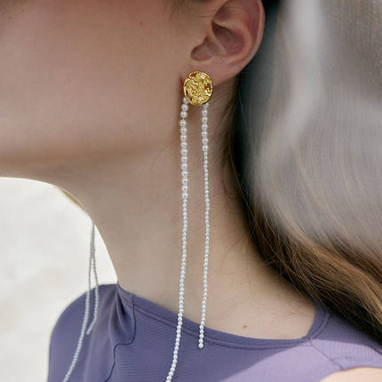 黄金色流苏珍珠吊坠耳环小众设计感高级冷性风轻奢长款气质耳饰