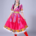 新款藏族服装舞蹈女款演出服装带水袖演出服装长裙民族服装表演服