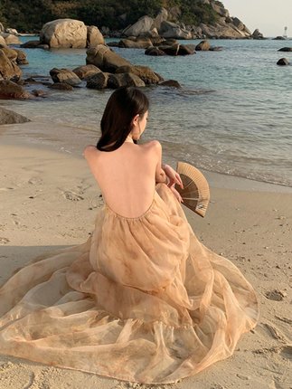 法式水墨晕染挂脖露背三亚度假连衣裙欧根纱泰国海边沙滩裙氛围感