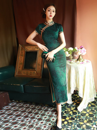 绿色旗袍改良版年轻款少女复古民国中国风气质老上海性感中长款夏