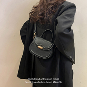 Mankok高级质感小包包女2024新款流行百搭斜挎包时尚手提马鞍包潮