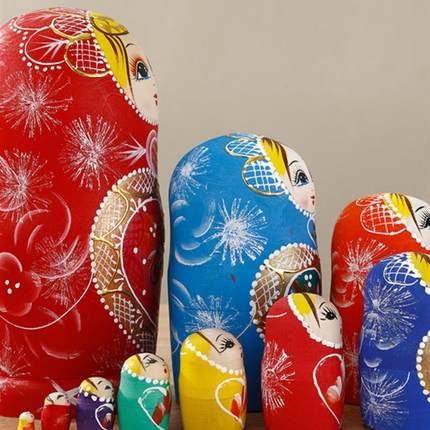 /套娃俄罗斯玩具女孩10层儿童套娃玩具中国风彩绘喜娃实木偶纪念