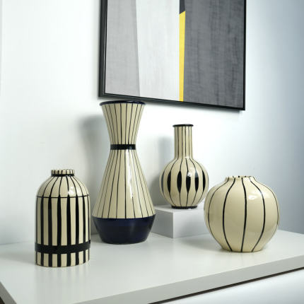 现代黑色条纹陶瓷花器设计师款软装干花插组合饰品创意摆件