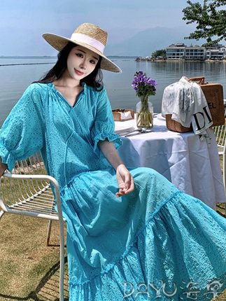 新疆云南旅游穿搭女装海边度假风裙子波西米亚大码蕾丝宽松连衣裙