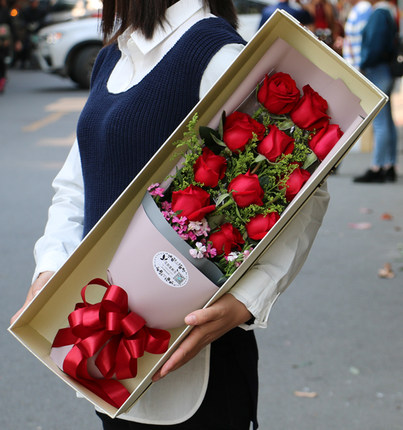 厦门鲜花速递姐妹花屋送花上门11朵红玫瑰花束礼盒生日花束送女朋