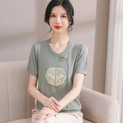新中式国风刺绣妈妈装短袖T恤中老年女夏季冰丝针织小衫时尚上衣