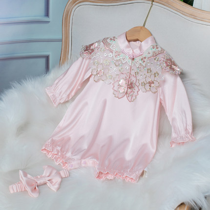 女宝宝周岁礼服夏季薄款婴儿满月百日宴中式连体衣抓周粉色国风