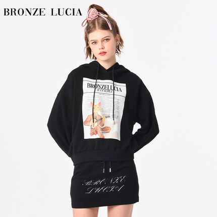 Bronze Lucia休闲连帽初秋套装女款2023秋新款两件套裙装卫衣外套