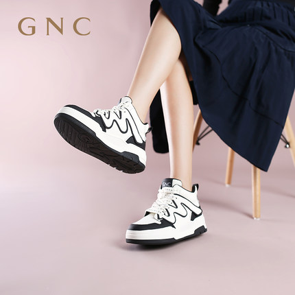 GNC高帮厚底板鞋女2023冬季新款商场同款黑白拼色增高休闲运动鞋