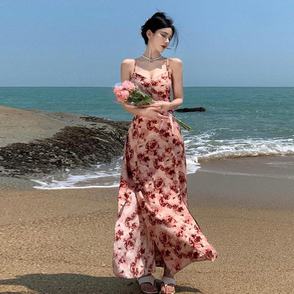 马尔代夫海边度假沙滩裙海南三亚渡假超仙显瘦裙吊带连衣裙女夏季