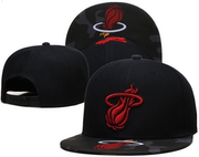NBA帽子迈阿密热火队篮球帽韦德3号詹姆斯男女士学生嘻哈棒球帽潮
