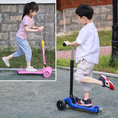 儿童滑板b车摇摆扭溜溜四轮女孩折叠男女轮子双轮幼童单脚护具车