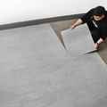 1㎡地板贴自粘地胶600大尺寸防水泥地贴纸仿瓷砖耐磨pvc地板革