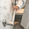 卫生间马桶折叠扶手浴室厕所老人残疾人防滑助力架安全无障碍栏杆