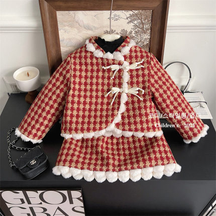 女童小香风加棉年服套装2024冬季新款韩版宝宝格子外套短裙两件套