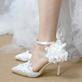 婚鞋伴娘鞋白色细跟中空凉鞋腕带一字扣蕾丝珍珠花朵韩版公主女