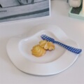 网红白色盘子ins风 创意不规则早餐盘家用菜盘个性点心甜品蛋糕盘