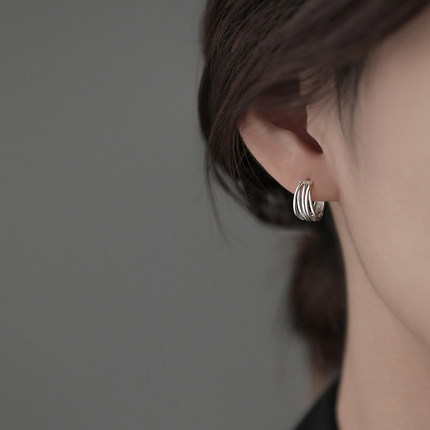 【巷南】925纯银线条耳环女小众设计耳钉耳圈2024新款爆款耳饰冬