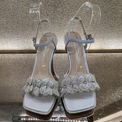 皇冠老店正品 Roberta诺贝达女鞋 23夏季新款凉鞋 RM237222