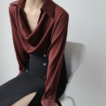 XINER 荡领衬衫女设计感小众酒红色醋酸缎面个性气质温柔宽松上衣